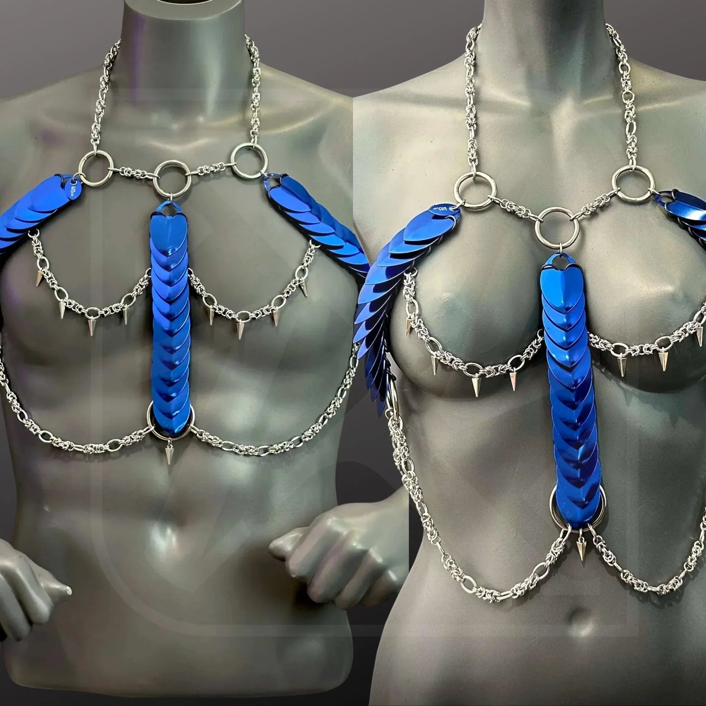 XL Harness aus silberner Kette mit blauen Scale-Elementen, metallisch, auffällig, Festival-Style