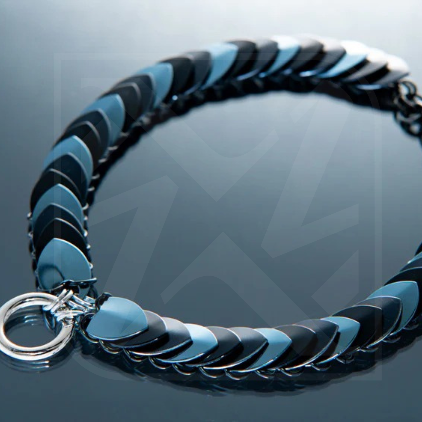 Choker No. 1 – Eloxierte Aluminium Schuppen