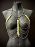 Glow-in-the-dark Aphrodite Fire Chain Bra Silver mit leuchtend gelben Schuppen, futuristisch und mutig
